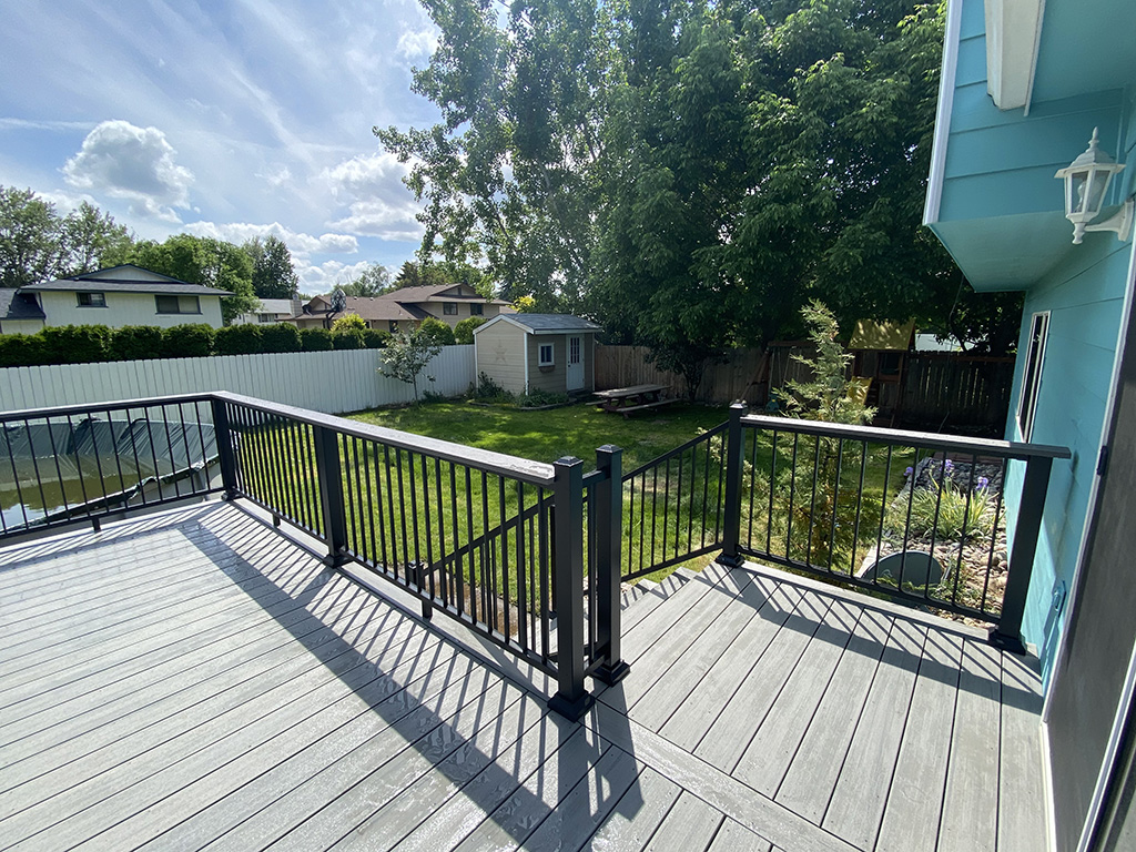 Handrail on deck
