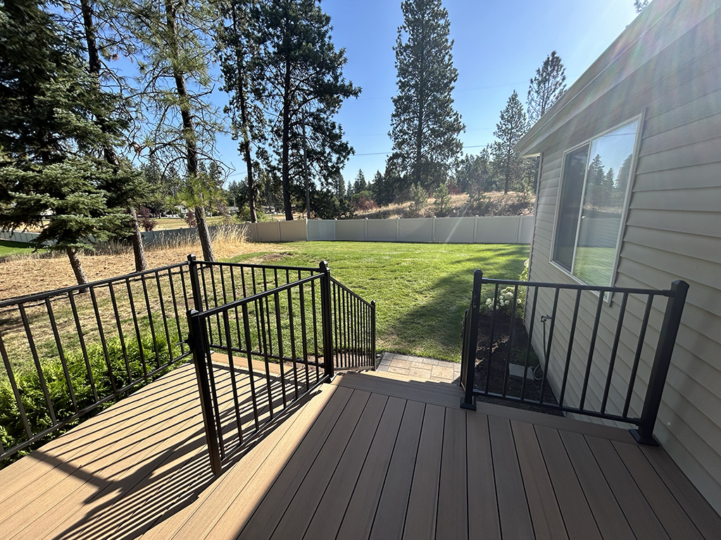 Deck stairs