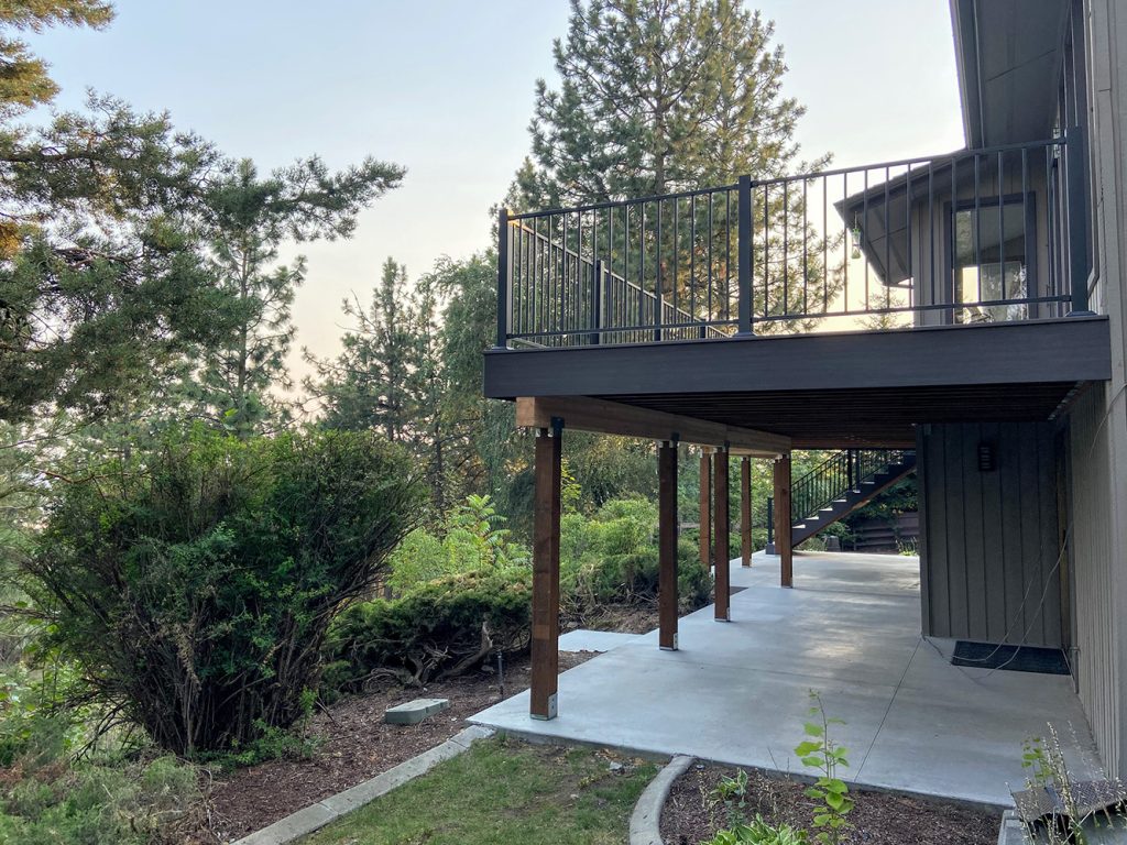 Elevated deck by the best deck builders in Spokane